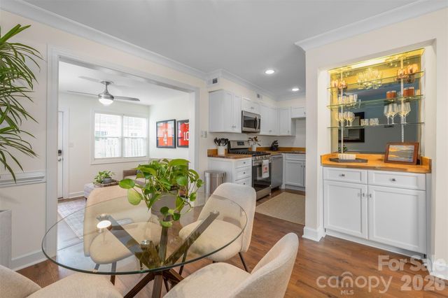 3520 Colony Road F, Charlotte, NC 28211