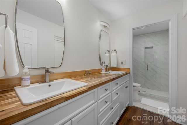 3520 Colony Road F, Charlotte, NC 28211