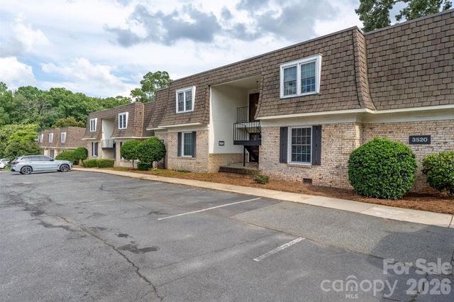 3520 Colony Road F, Charlotte, NC 28211