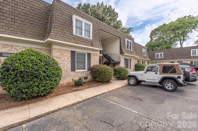 3520 Colony Road F, Charlotte, NC 28211