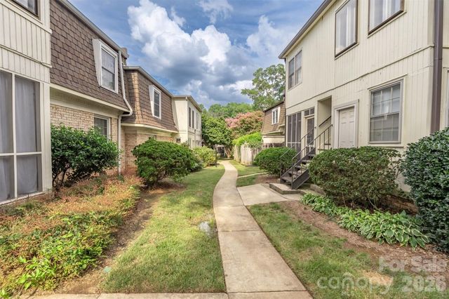 3520 Colony Road F, Charlotte, NC 28211