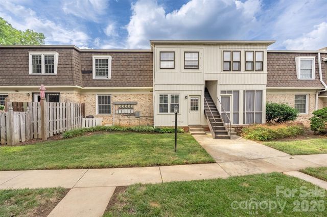 3520 Colony Road F, Charlotte, NC 28211