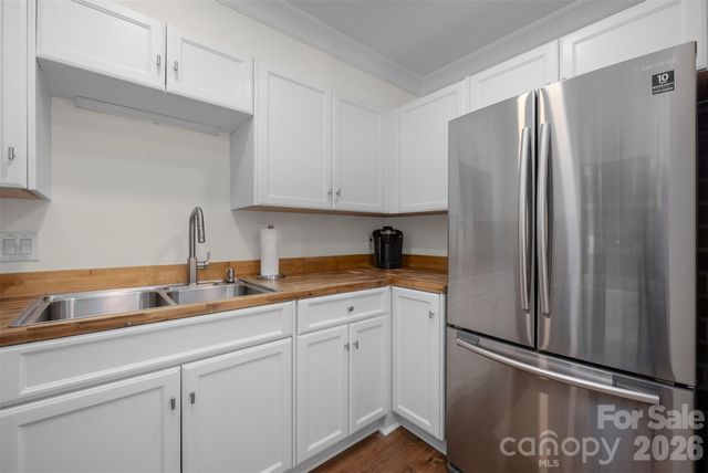 3520 Colony Road F, Charlotte, NC 28211