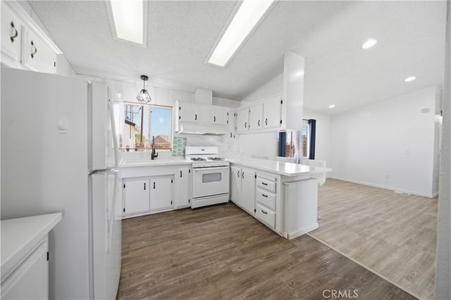 8603 S Loop Boulevard, California City, CA 93505