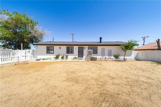 8603 S Loop Boulevard, California City, CA 93505
