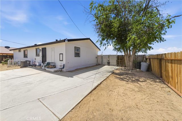 8603 S Loop Boulevard, California City, CA 93505