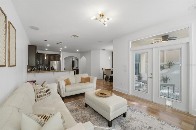 6382 GOLDEN DEWDROP TRAIL, Windermere, FL 34786