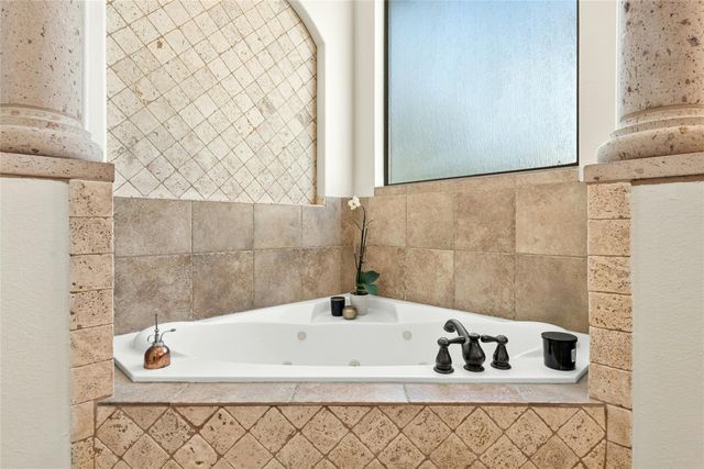 15091 Barrie DR, Austin, TX 78734