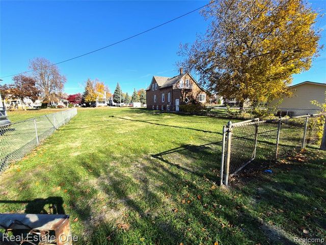 505 Forest Street, Wyandotte, MI 48192