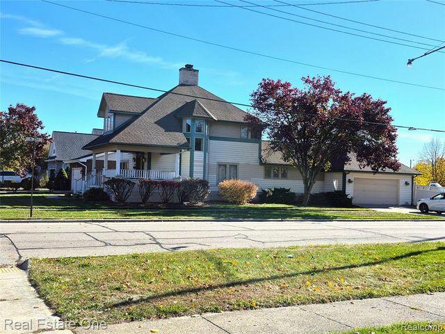 505 Forest Street, Wyandotte, MI 48192