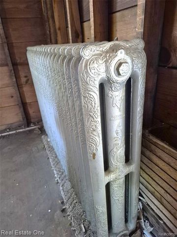 505 Forest Street, Wyandotte, MI 48192