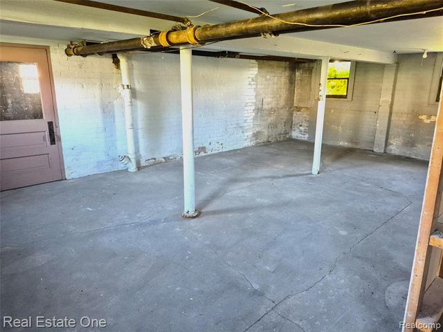 505 Forest Street, Wyandotte, MI 48192