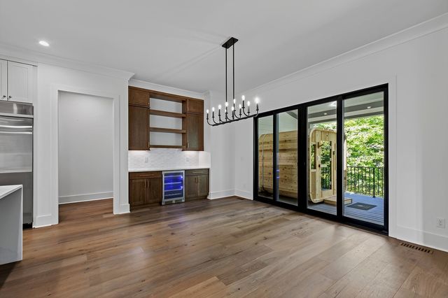 1424 Lake Adventure Court, Raleigh, NC 27613