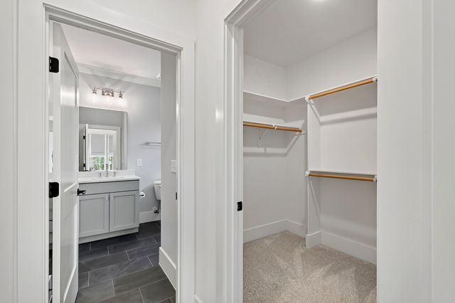 1424 Lake Adventure Court, Raleigh, NC 27613