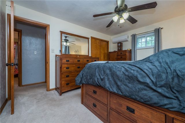 2408 Ridge Rd, South Park, PA 15129