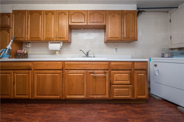 2408 Ridge Rd, South Park, PA 15129