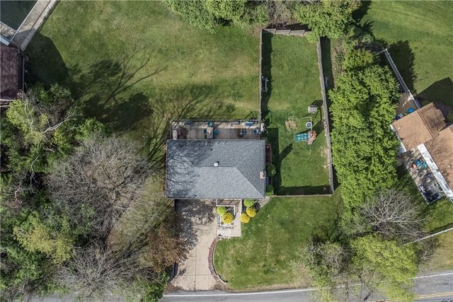 2408 Ridge Rd, South Park, PA 15129