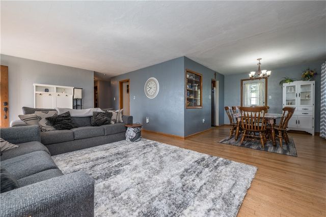 2408 Ridge Rd, South Park, PA 15129