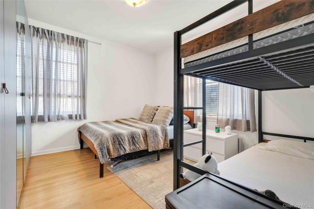 7707 Ditmars Boulevard 2, East Elmhurst, NY 11370