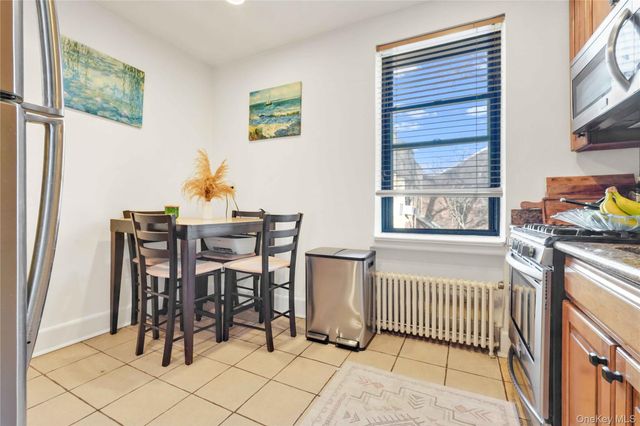 7707 Ditmars Boulevard 2, East Elmhurst, NY 11370