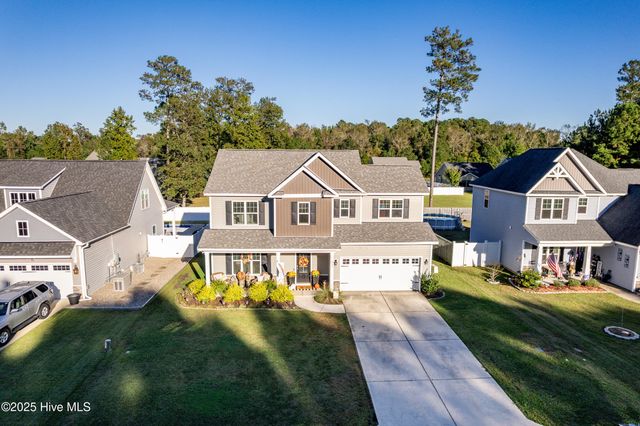 457 Jasmine Way, Burgaw, NC 28425