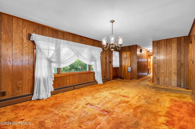 52 N Cooks Bridge Road, Jackson, NJ 08527