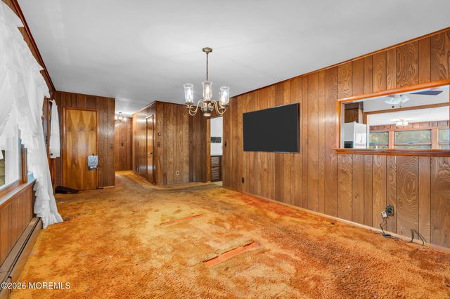 52 N Cooks Bridge Road, Jackson, NJ 08527