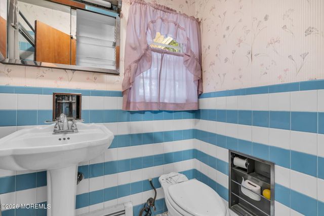 52 N Cooks Bridge Road, Jackson, NJ 08527