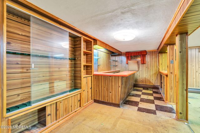 52 N Cooks Bridge Road, Jackson, NJ 08527