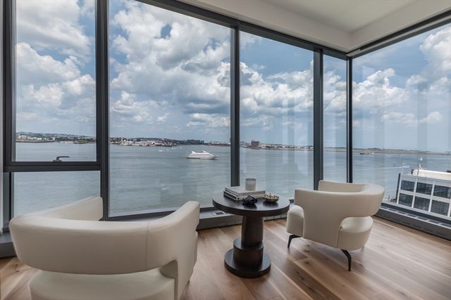 300 Pier 4 Blvd PHD, Boston, MA 02210