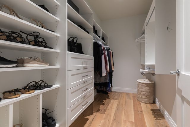 300 Pier 4 Blvd PHD, Boston, MA 02210