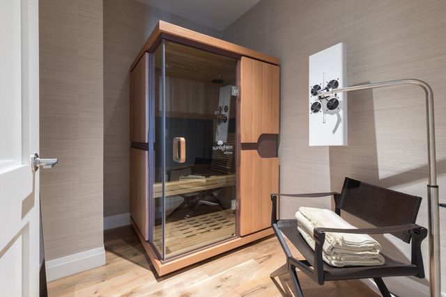 300 Pier 4 Blvd PHD, Boston, MA 02210