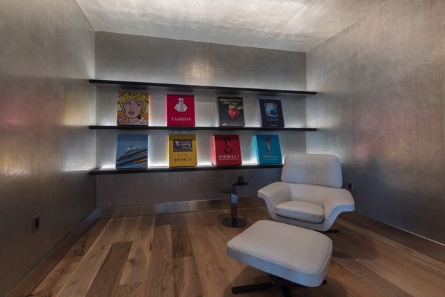 300 Pier 4 Blvd PHD, Boston, MA 02210