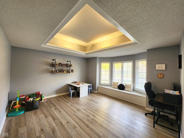 501 S Riviera Lane, Yorktown, IN 47396