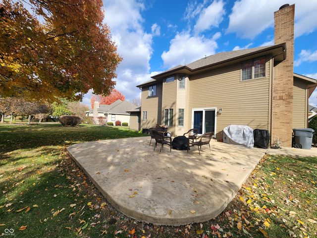 501 S Riviera Lane, Yorktown, IN 47396