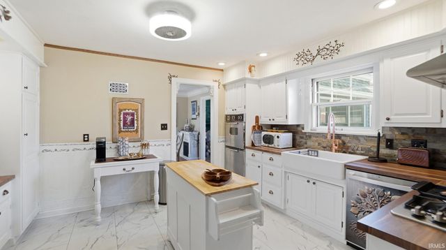 3423 Kirkland Avenue, Fort Wayne, IN 46805