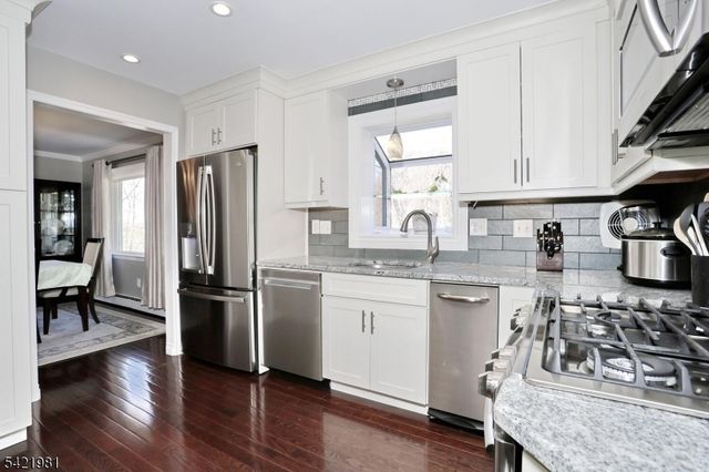 26 Scrivani Dr, Wanaque Boro, NJ 07465