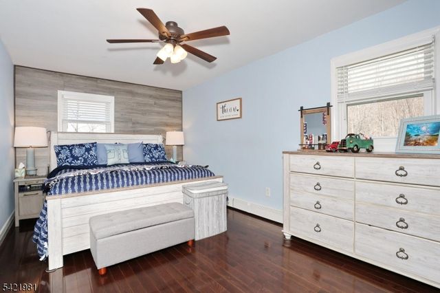 26 Scrivani Dr, Wanaque Boro, NJ 07465