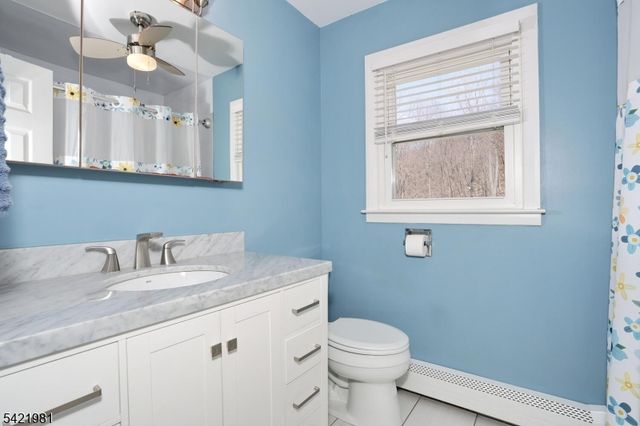 26 Scrivani Dr, Wanaque Boro, NJ 07465
