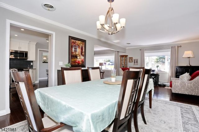 26 Scrivani Dr, Wanaque Boro, NJ 07465