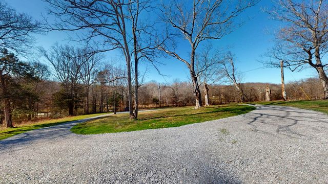 3796 Highway 49, W, Charlotte, TN 37036