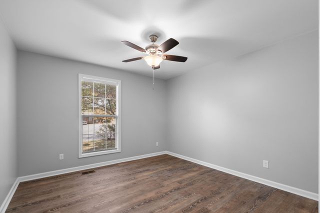 821 Luxemburg Dr, Hermitage, TN 37076
