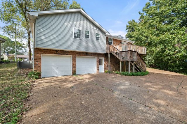 821 Luxemburg Dr, Hermitage, TN 37076