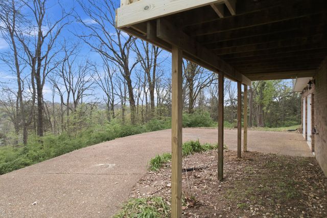 821 Luxemburg Dr, Hermitage, TN 37076