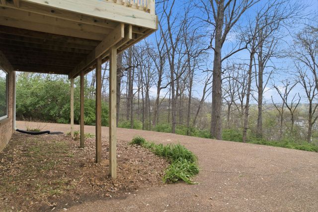 821 Luxemburg Dr, Hermitage, TN 37076