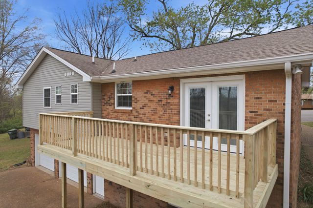 821 Luxemburg Dr, Hermitage, TN 37076