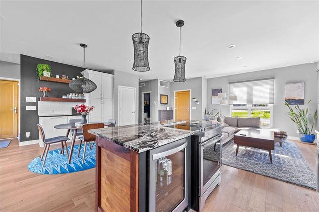 3728 Thompson Circle, Kansas City, KS 66103