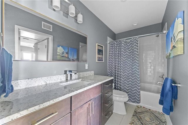 3728 Thompson Circle, Kansas City, KS 66103