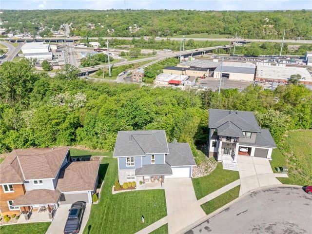 3728 Thompson Circle, Kansas City, KS 66103