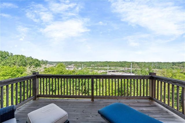 3728 Thompson Circle, Kansas City, KS 66103